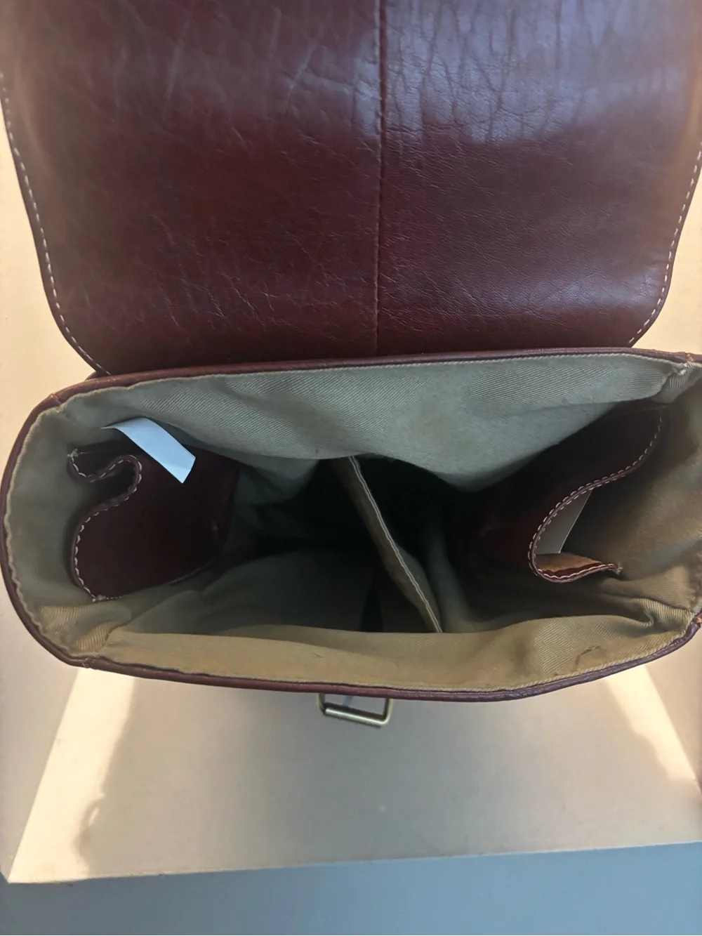 Leather wine satchel gift carrier-picnic/outdoors/travel drink bar red/brown